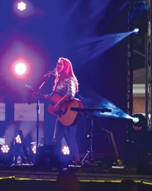 Greater Vision, Legacy 5, & Triumphant Qt