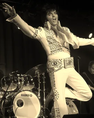 Dean Z - The Ultimate Elvis Shipshewana